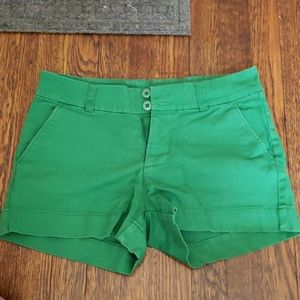 Kelly green Kavu shorts